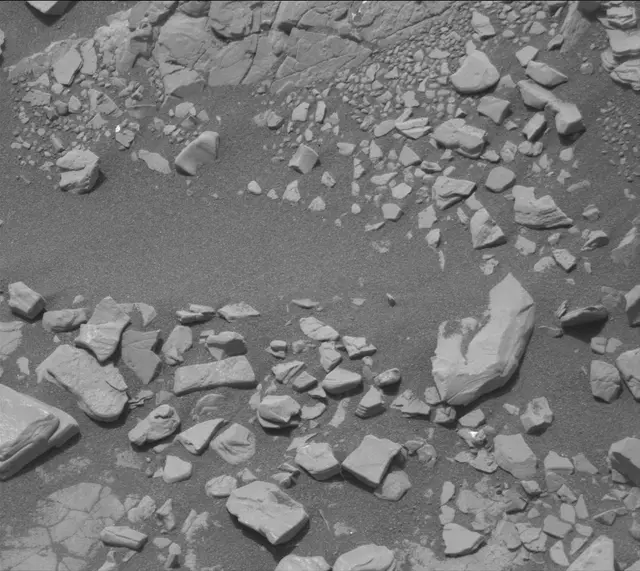 Sol 2853: Mast Camera (Mastcam)