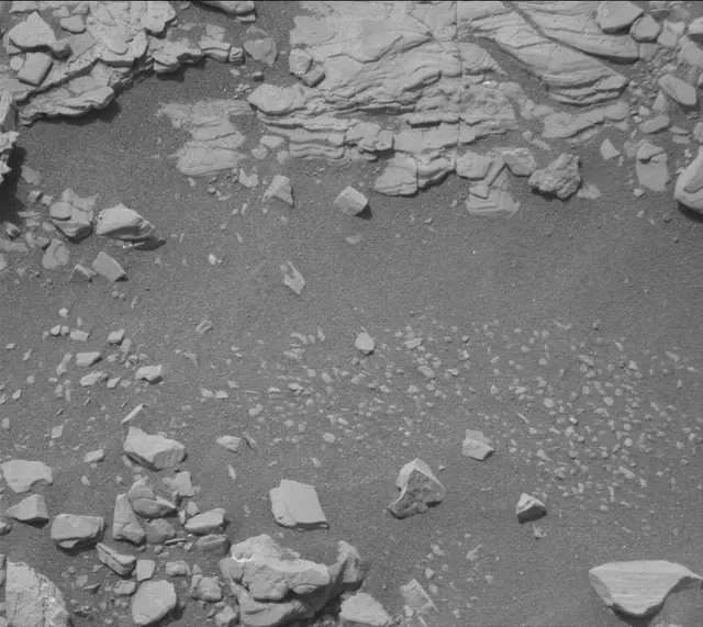 Sol 2853: Mast Camera (Mastcam)