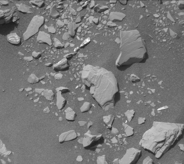 Sol 2853: Mast Camera (Mastcam)