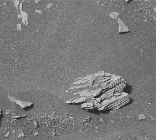 Sol 2853: Mast Camera (Mastcam)