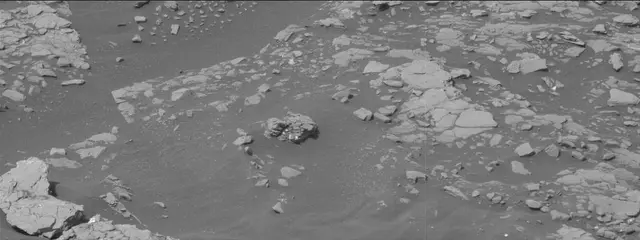 Sol 2860: Mast Camera (Mastcam)