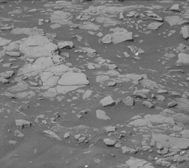 Sol 2860: Mast Camera (Mastcam)
