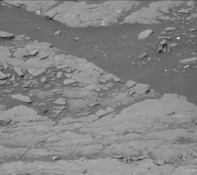 Sol 2860: Mast Camera (Mastcam)