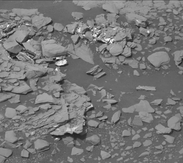 Sol 2860: Mast Camera (Mastcam)