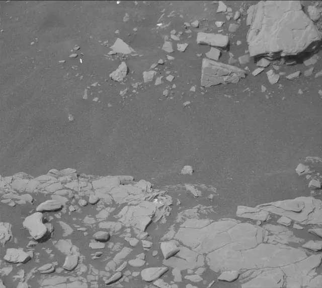 Sol 2860: Mast Camera (Mastcam)