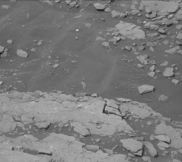 Sol 2860: Mast Camera (Mastcam)