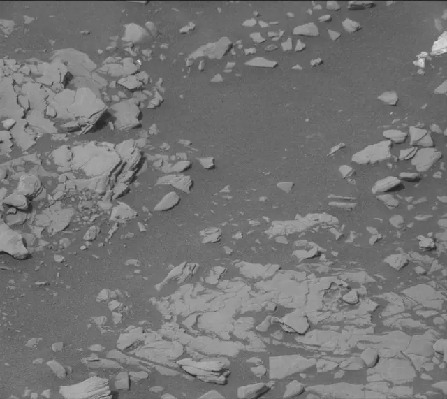 Sol 2860: Mast Camera (Mastcam)