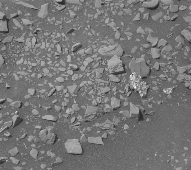Sol 2860: Mast Camera (Mastcam)