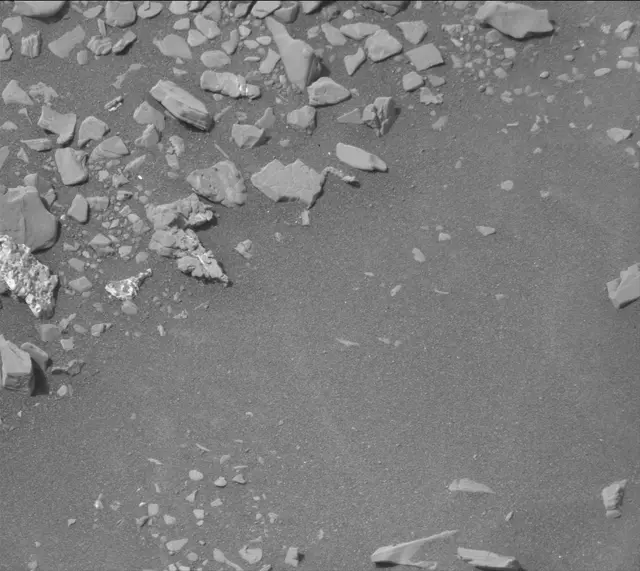 Sol 2860: Mast Camera (Mastcam)
