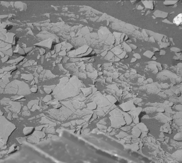 Sol 2860: Mast Camera (Mastcam)