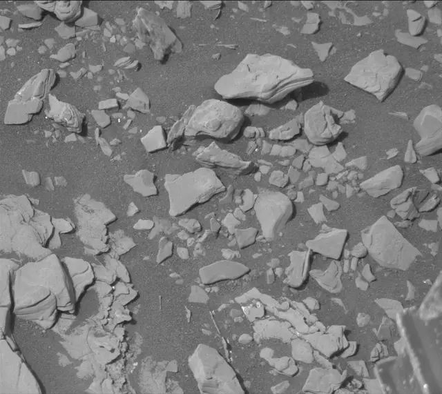 Sol 2860: Mast Camera (Mastcam)