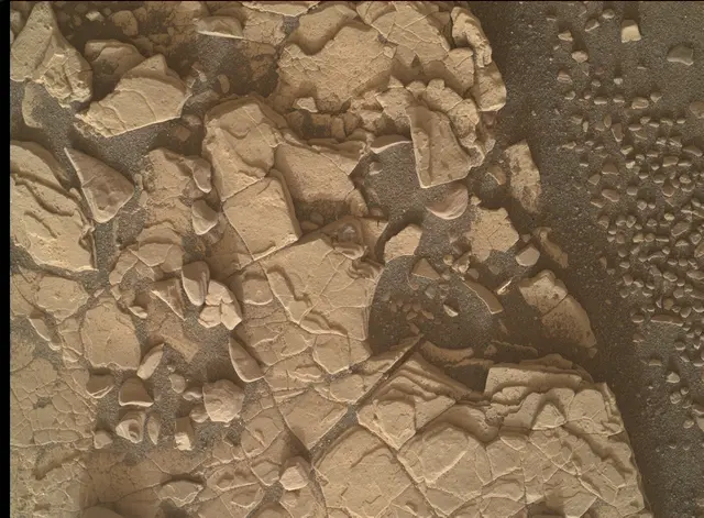 Sol 2862: Mars Hand Lens Imager (MAHLI)
