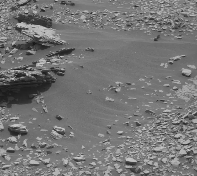 Sol 2864: Mast Camera (Mastcam)