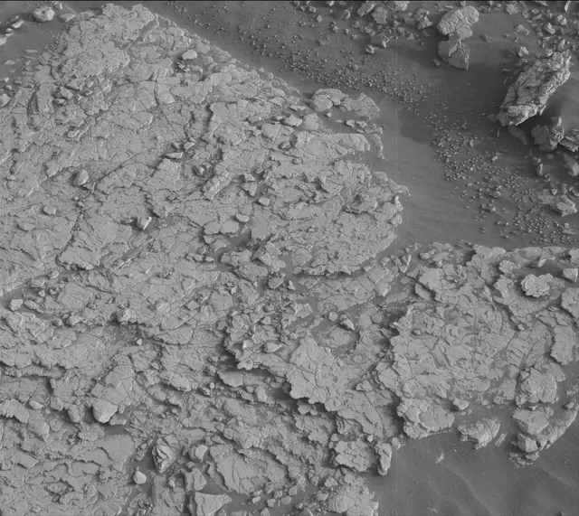 Sol 2865: Mast Camera (Mastcam)