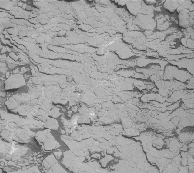 Sol 2869: Mast Camera (Mastcam)