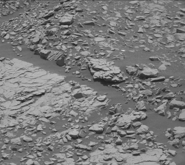 Sol 2871: Mast Camera (Mastcam)