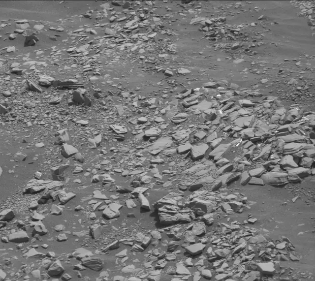 Sol 2871: Mast Camera (Mastcam)