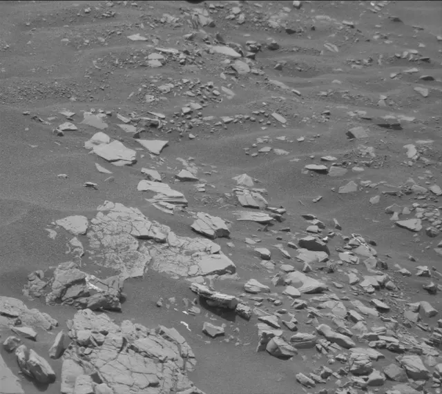 Sol 2871: Mast Camera (Mastcam)
