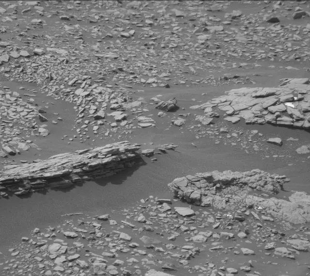 Sol 2873: Mast Camera (Mastcam)