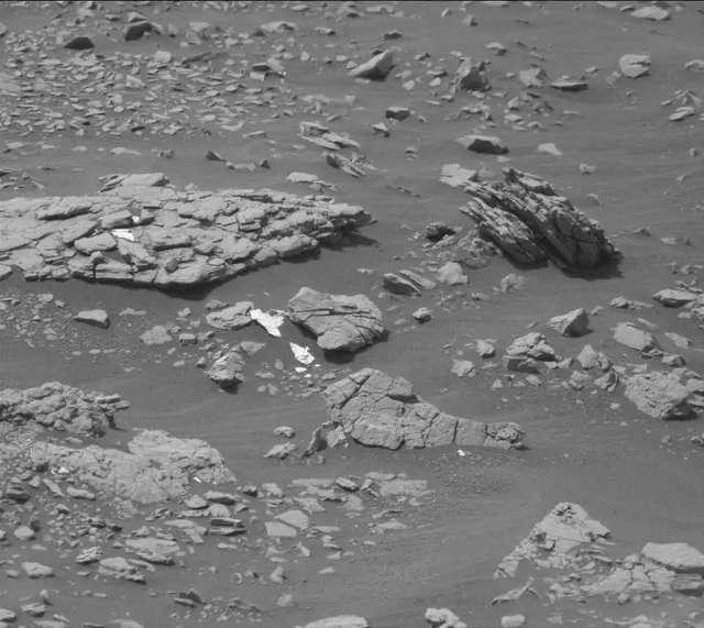 Sol 2873: Mast Camera (Mastcam)