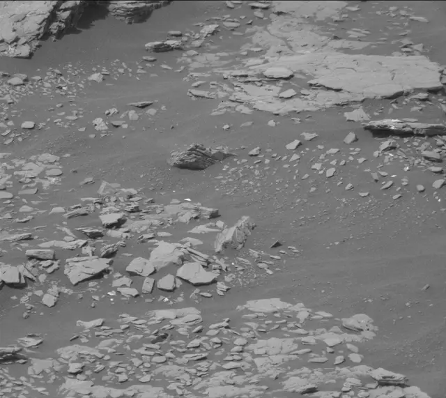Sol 2873: Mast Camera (Mastcam)