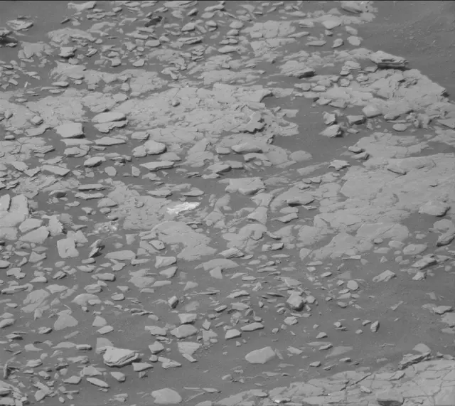 Sol 2873: Mast Camera (Mastcam)