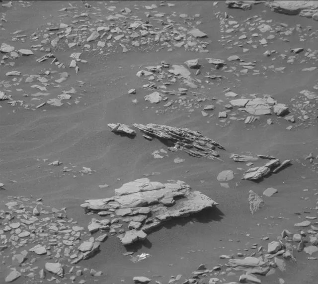 Sol 2873: Mast Camera (Mastcam)