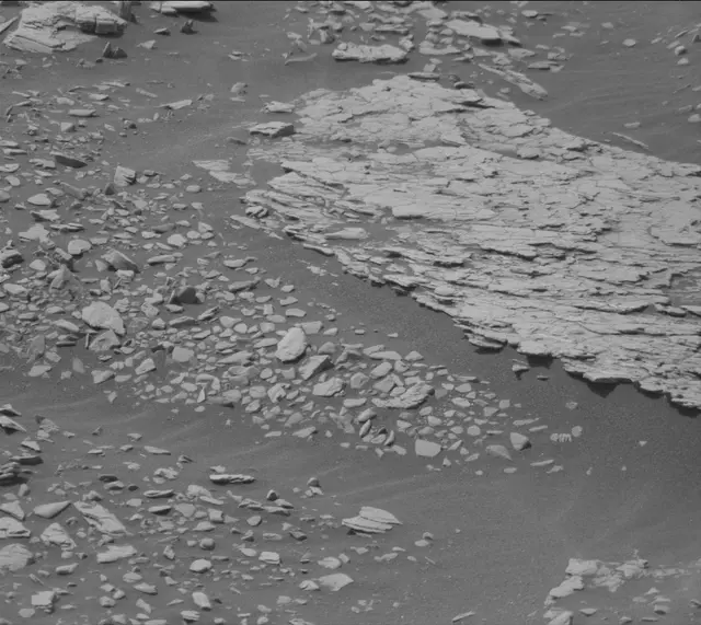 Sol 2873: Mast Camera (Mastcam)