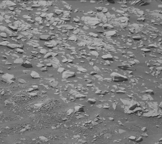 Sol 2873: Mast Camera (Mastcam)