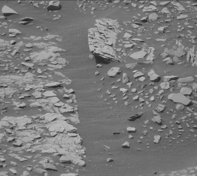 Sol 2873: Mast Camera (Mastcam)