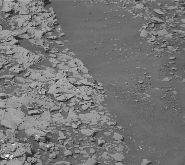 Sol 2873: Mast Camera (Mastcam)