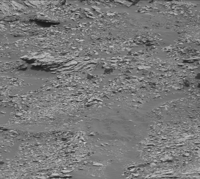 Sol 2874: Mast Camera (Mastcam)