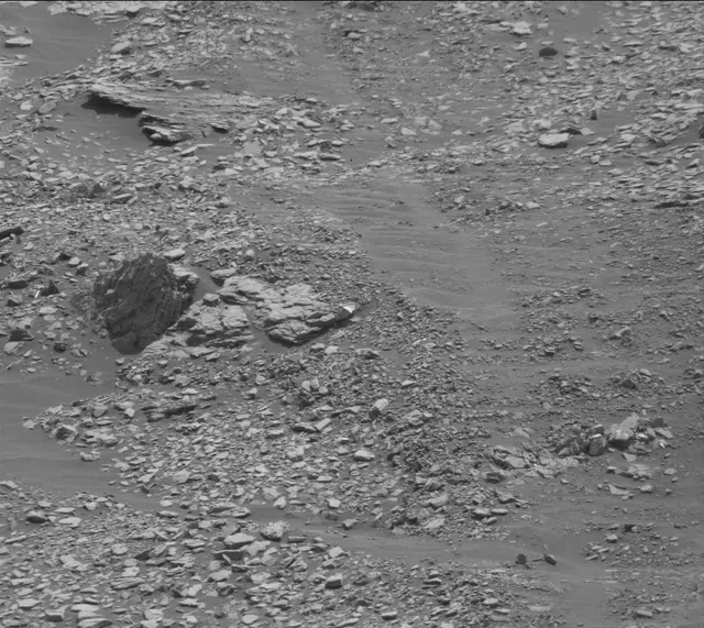 Sol 2874: Mast Camera (Mastcam)