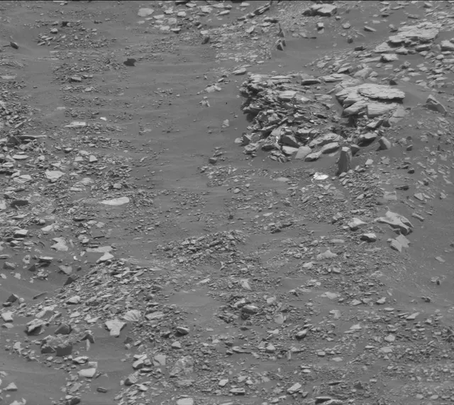 Sol 2874: Mast Camera (Mastcam)