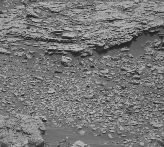 Sol 2874: Mast Camera (Mastcam)