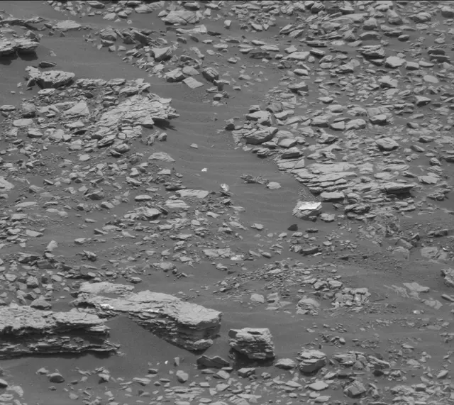 Sol 2874: Mast Camera (Mastcam)