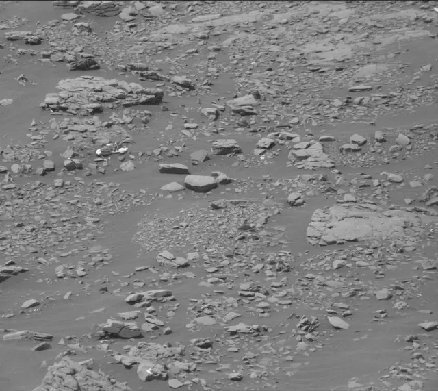 Sol 2877: Mast Camera (Mastcam)
