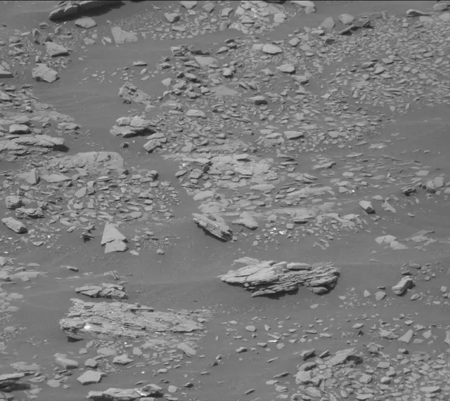 Sol 2877: Mast Camera (Mastcam)