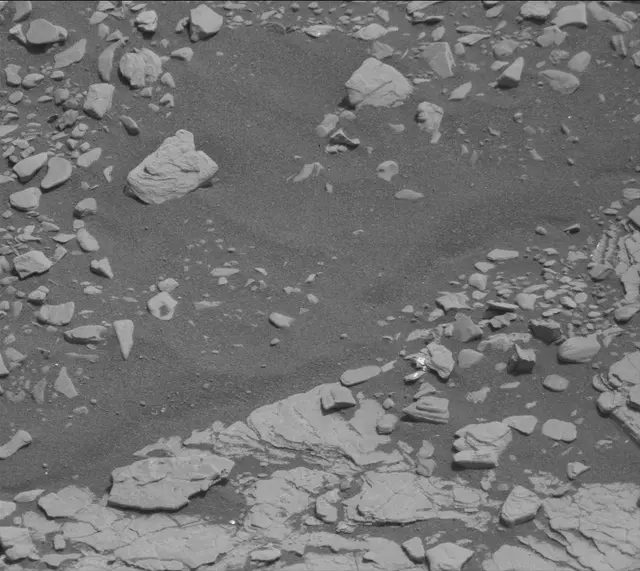 Sol 2878: Mast Camera (Mastcam)