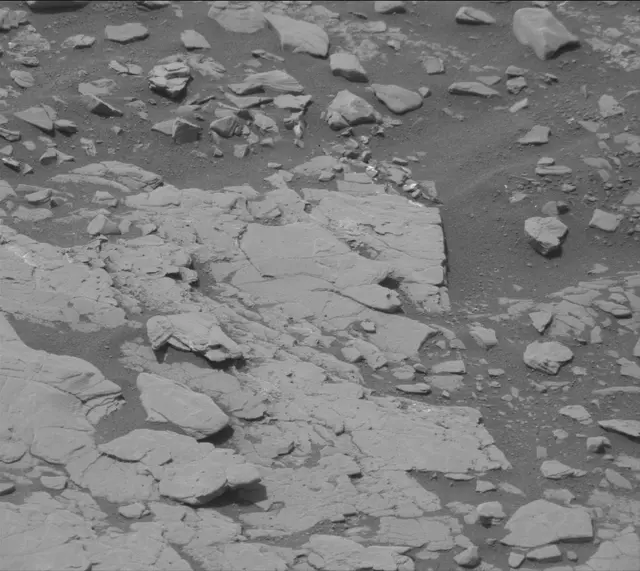 Sol 2884: Mast Camera (Mastcam)