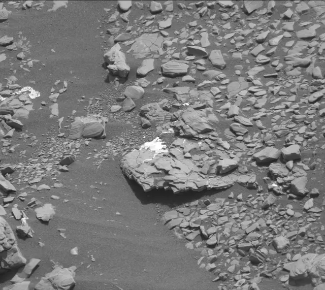 Sol 2886: Mast Camera (Mastcam)