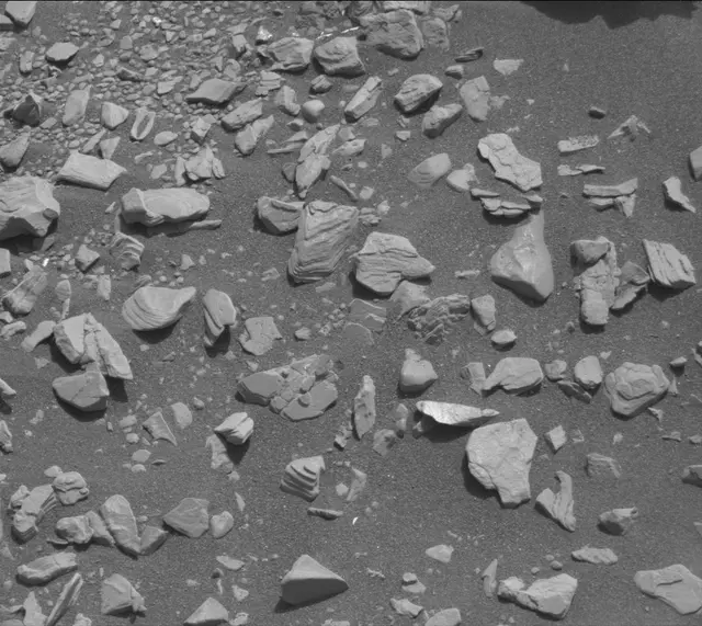 Sol 2886: Mast Camera (Mastcam)