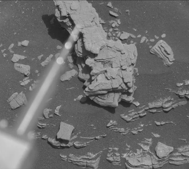 Sol 2889: Mast Camera (Mastcam)