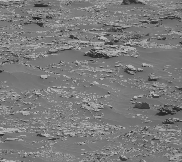 Sol 2889: Mast Camera (Mastcam)
