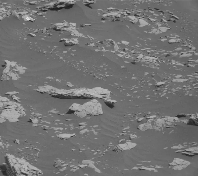 Sol 2889: Mast Camera (Mastcam)