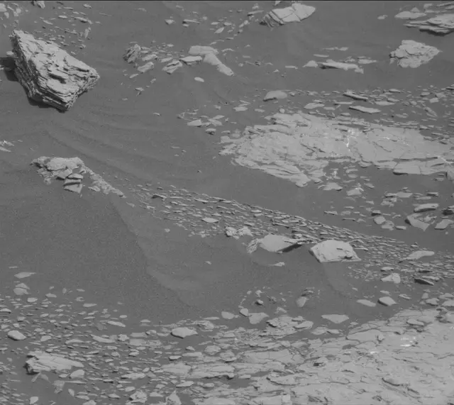 Sol 2889: Mast Camera (Mastcam)