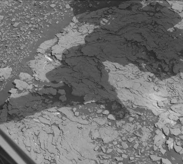 Sol 2890: Mast Camera (Mastcam)