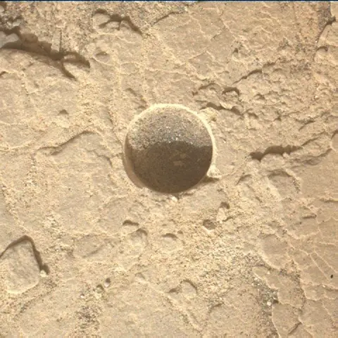 Sol 2890: Mars Hand Lens Imager (MAHLI)