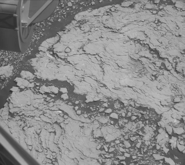 Sol 2891: Mast Camera (Mastcam)