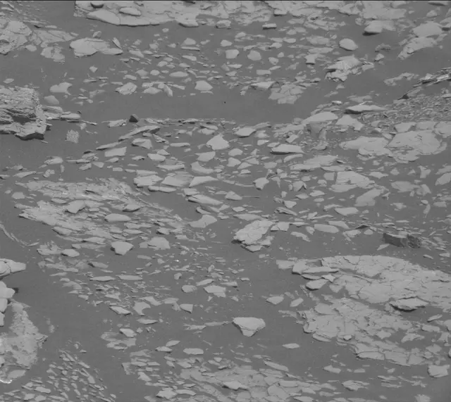 Sol 2891: Mast Camera (Mastcam)